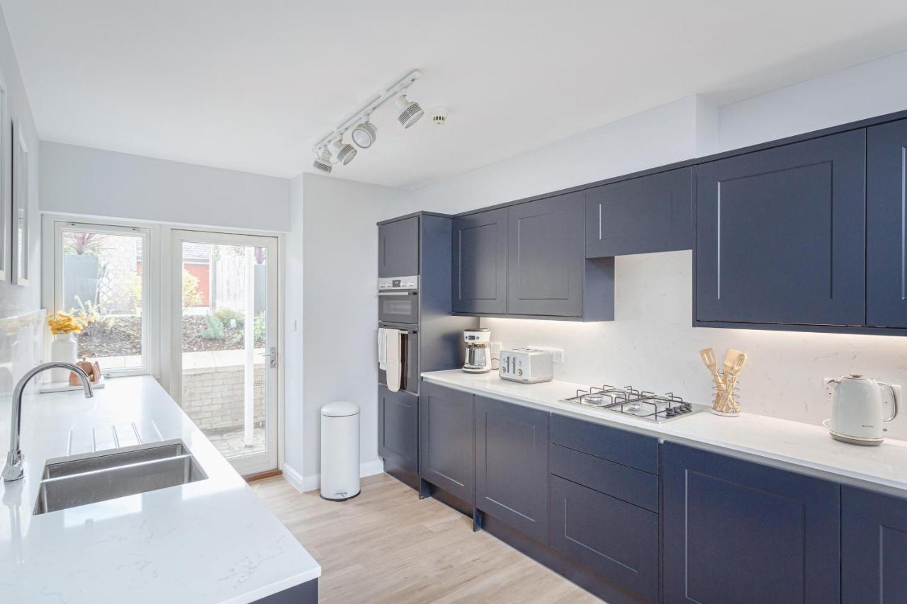 3 Bedroom Jesus Green Townhouse With Parking Кембридж Экстерьер фото